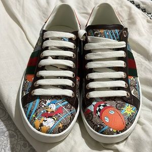 Gucci Donald duck sneakers size 36 not auth.